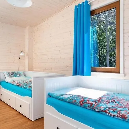 Comfortable No 7 , Summer Pool