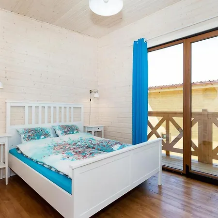 Comfortable No 7 , Summer Pool *