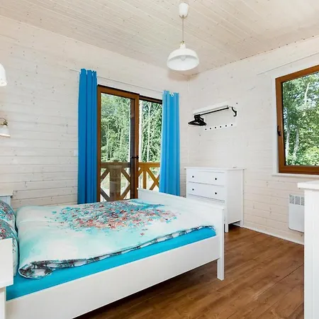 Comfortable No 7 , Summer Pool
